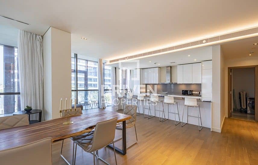 14 Fully Furnished Apt with Boulevard Views