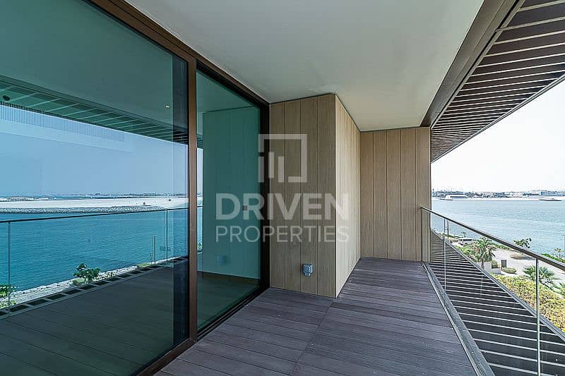 Elegant & Huge Apartment | Full Sea View