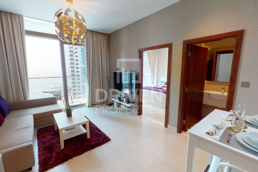 Furnished 1 Bed Apartment w/ Marina View