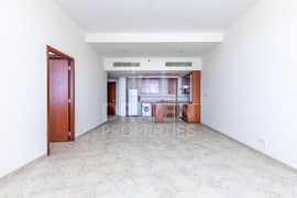 Huge Living Hall | Vacant | Spacious Apt