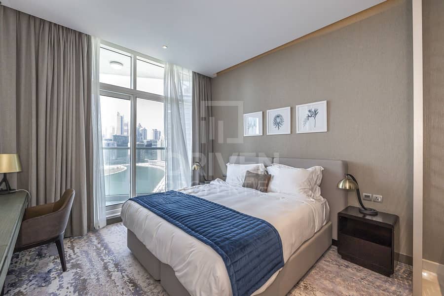 12 Full Canal View | Fully Furnished Studio