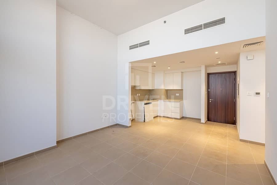 Spacious Apartment with Balcony | Vacant