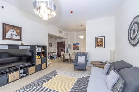 شقة 2 غرفة نوم للبيع في الفرجان، دبي - Vacant Apt | Maids Room | Close to Metro