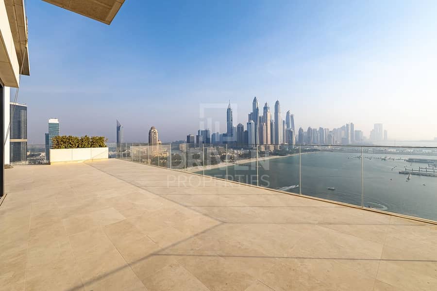 21 Exclusive Penthouse | Stunning Sea Views