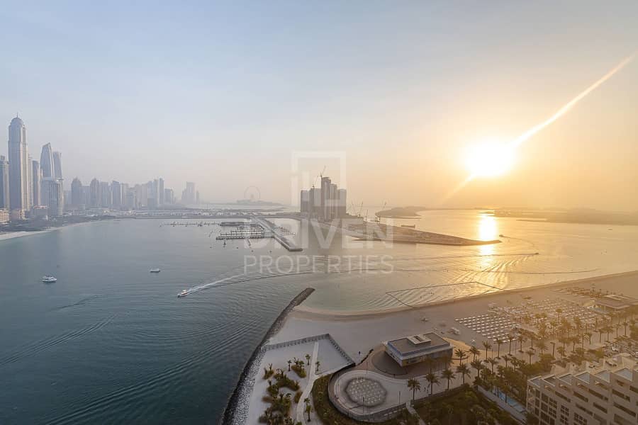 22 Exclusive Penthouse | Stunning Sea Views