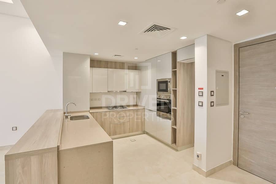 26 Ground Floor | with Terrace | Spacious