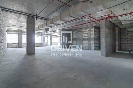 Office for Sale in DIFC, Dubai - Best Lay-out and Spacious Office for Sale