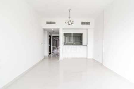 1 Bedroom Flat for Rent in Al Jaddaf, Dubai - Well-kept Apt | Chiller and 1 Month Free