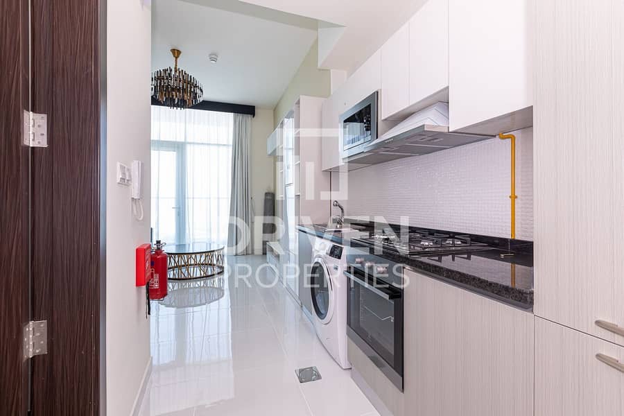 7 Brand New | Fully Furnished | High Floor