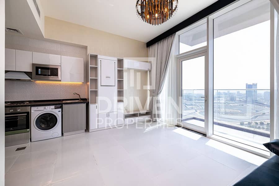5 High Floor and Furnished | Brand New Apt