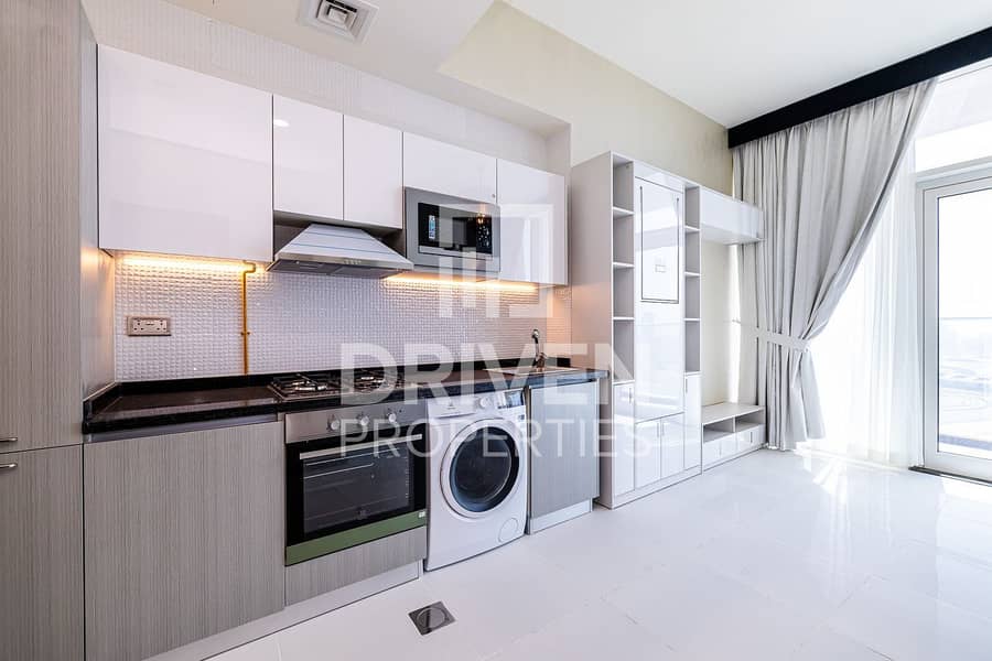 6 High Floor and Furnished | Brand New Apt