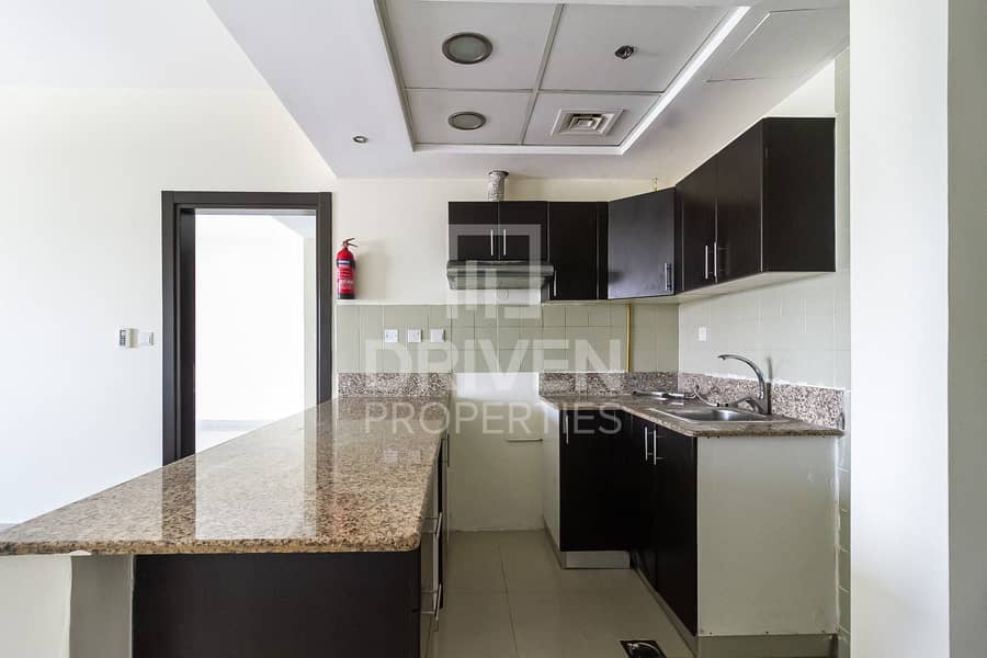 2 Amazing View | Nice Layout | Spacious 1BR