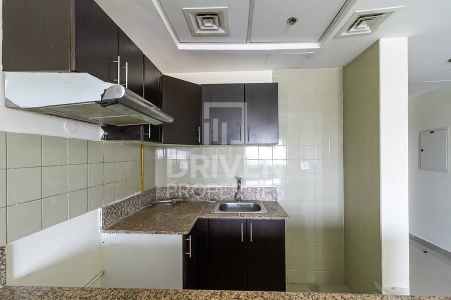 11 Amazing View | Nice Layout | Spacious 1BR