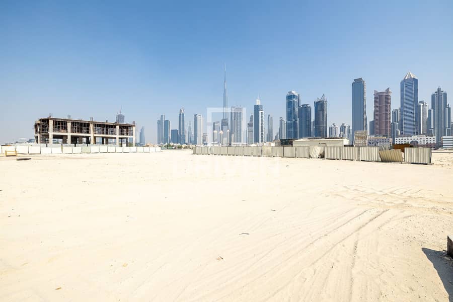 2 Dubai Skyline View | Good for Investment