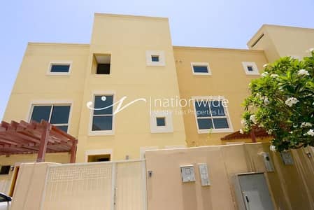 4 Bedroom Villa for Sale in Al Raha Gardens, Abu Dhabi - Majestic Townhouse Type A with Expansive Garden