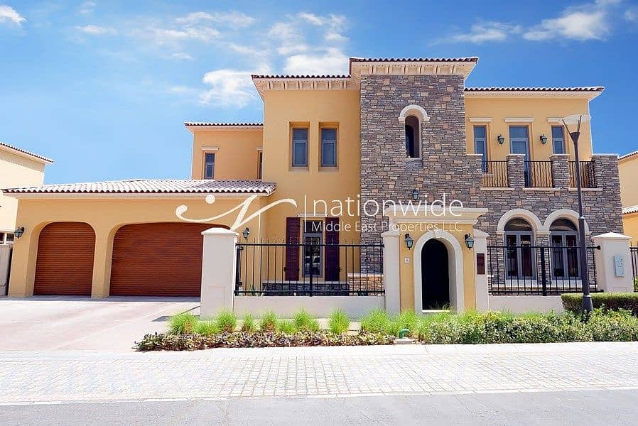 Live In This Luxurious and Huge Family Home