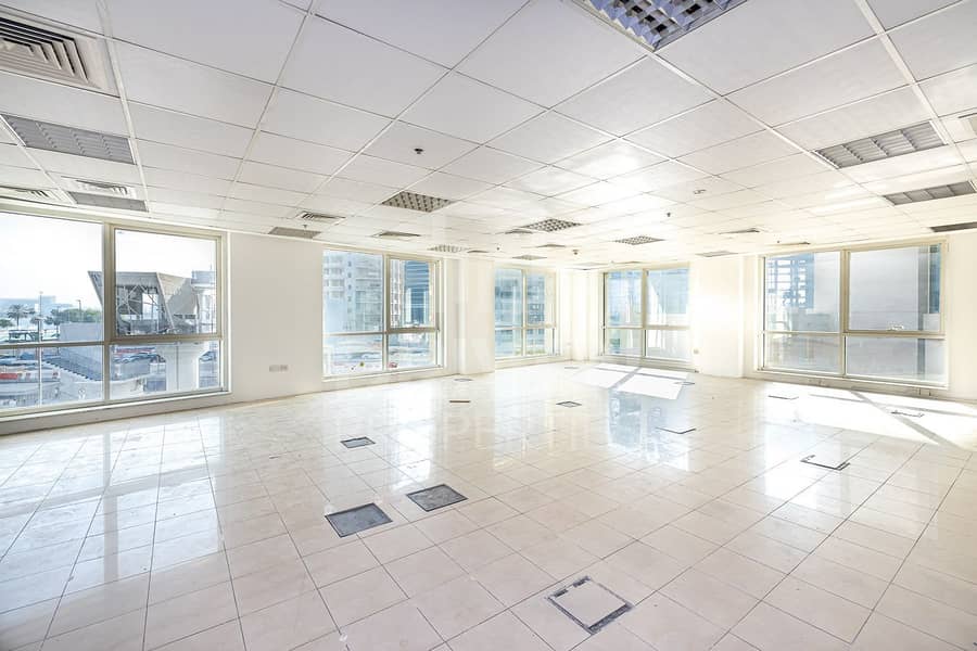 Офис в Дейра，Порт Саид，Здание Дубайской Национальной Страховой Компании, 107100 AED - 5392556