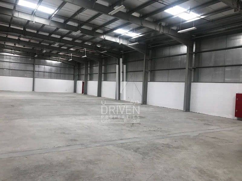Vacant and Best Warehouse in Jafza South