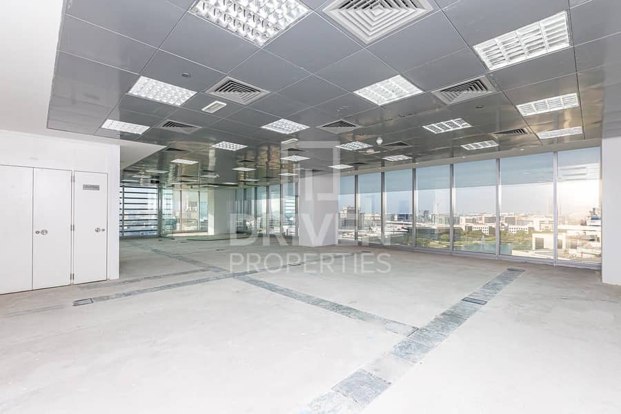 10 Spacious Fitted Office in Prime Location