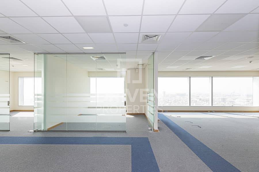 Fitted Office With Partition