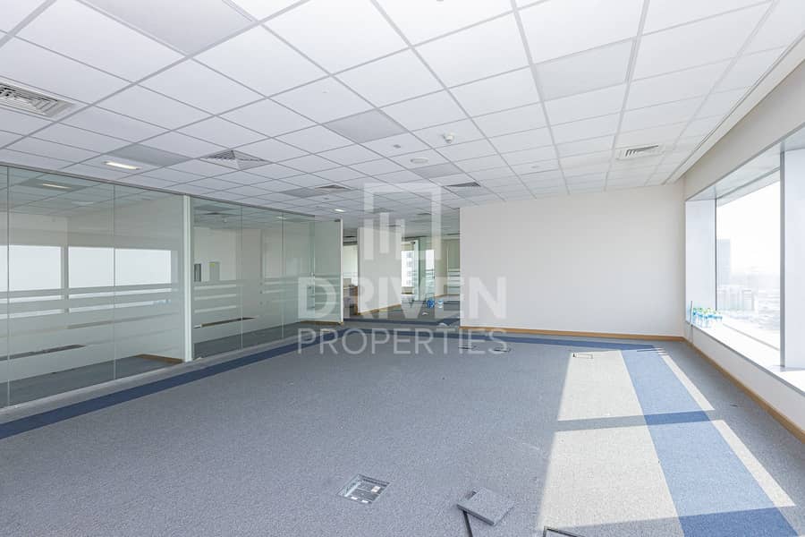 7 Fitted Office With Partition