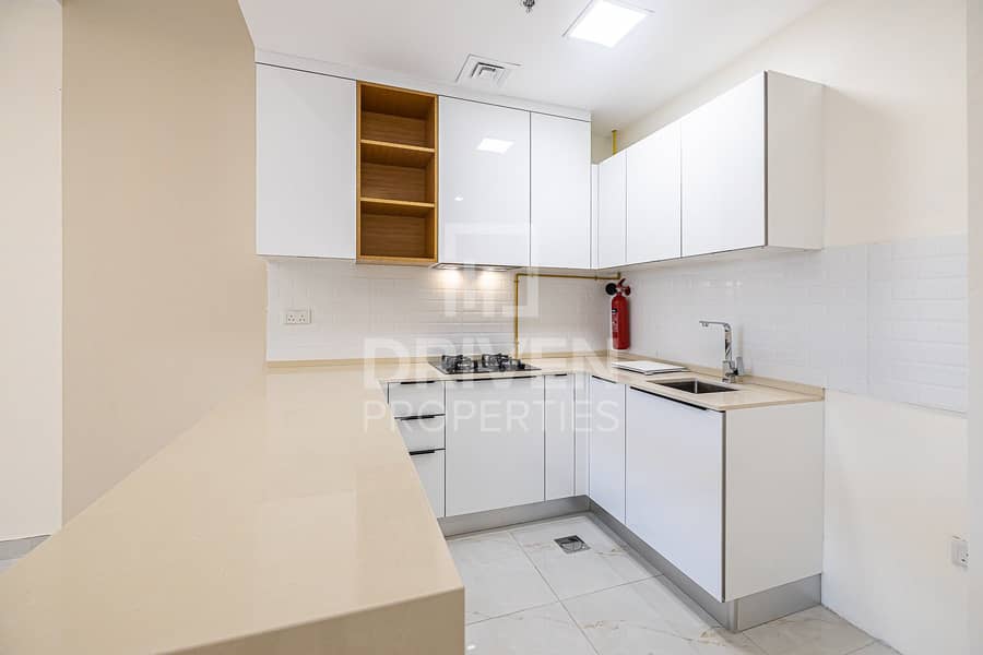 3 Reasonably price and Brand New 1 Bed Apt