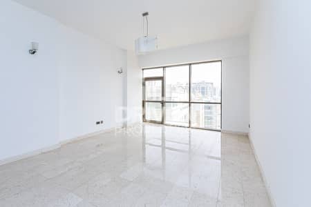 فلیٹ 1 غرفة نوم للبيع في البرشاء، دبي - شقة في برج المراد البرشاء 1 البرشاء 1 غرف 1050000 درهم - 4742511