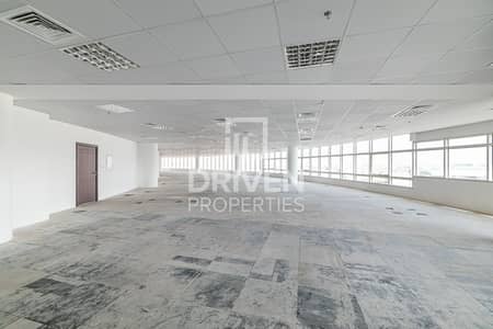 Office for Rent in Al Garhoud, Dubai - Spacious and Well Kept Office | Vacant