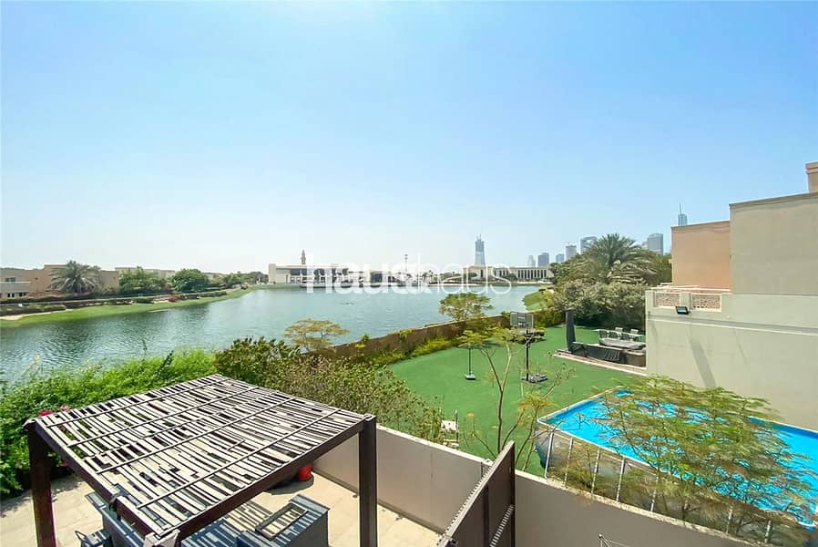 2 Fully Upgraded | Beautiful Lake View | Exquisite