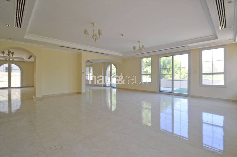 6 Bright & Spacious | Open Plan | Golf Views