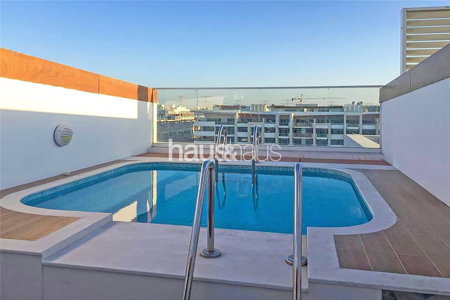 Beautifully Renovated | Rented | Rooftop Pool