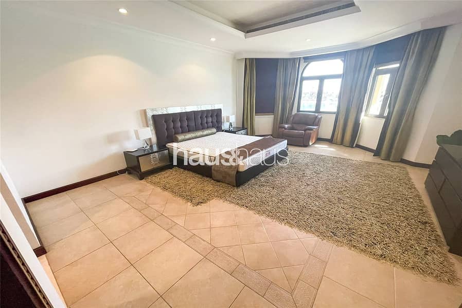 10 5BR Atrium | Burj View | Vacant now | Furnished