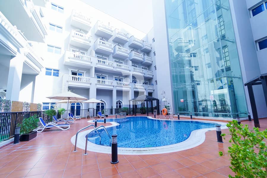 22 LAVISH 2BR | WITH BALCONY | CLOSE TO EXIT