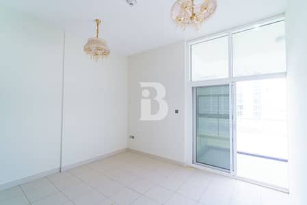 2 Bedroom Flat for Sale in Dubai Studio City, Dubai - Bright Spacious |Community view |Rented | Glitz 1