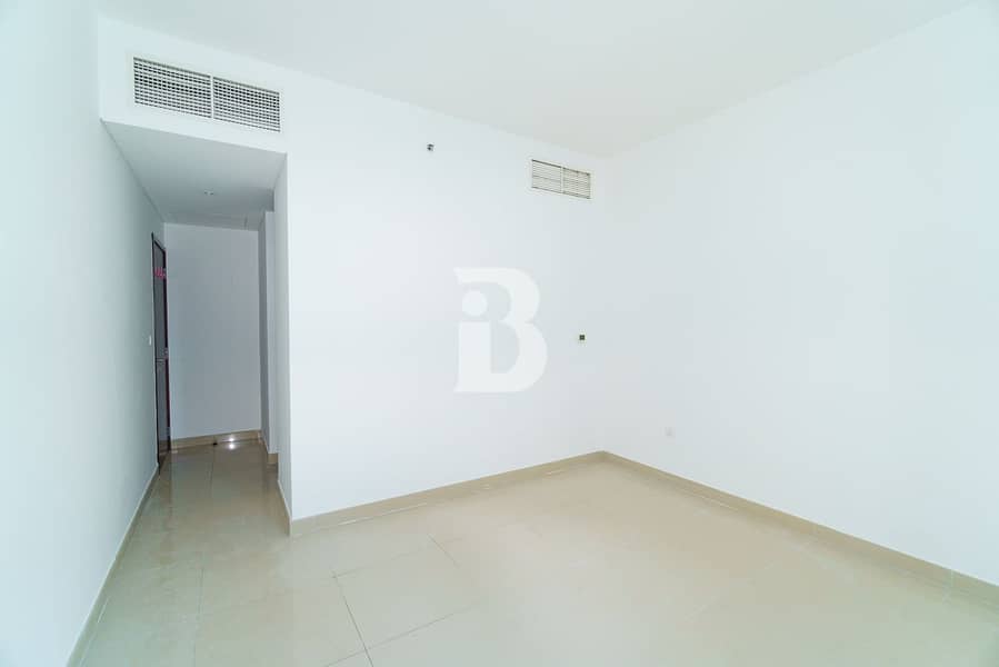 13 BRIGHT/ WELL MAINTAINED APARTMENT / FOUNTAIN VIEW