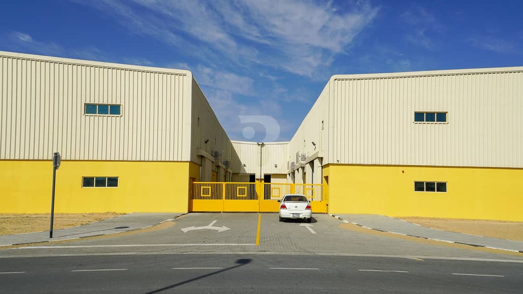 3 BRAND NEW WAREHOUSES IN WARSAN AT AED 30 PSF