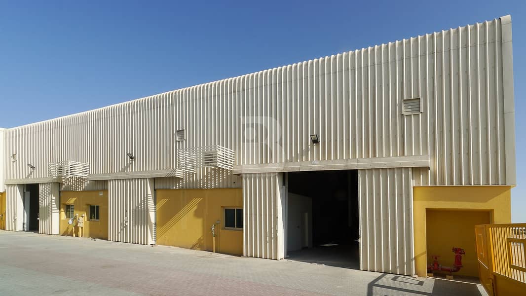 7 BRAND NEW WAREHOUSES IN WARSAN AT AED 30 PSF