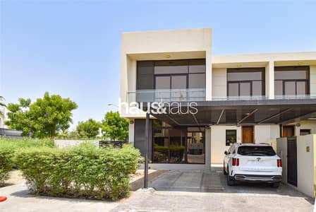 5 Bedroom Villa for Sale in DAMAC Hills, Dubai - Single Row | Corner Unit | Large Private Plot