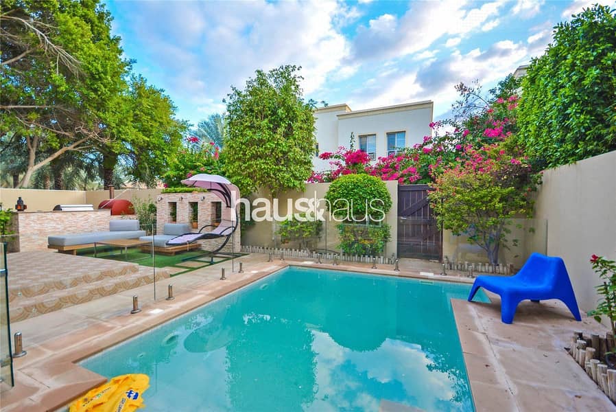 Exclusive | Fully Upgraded 4 Bed | Pool