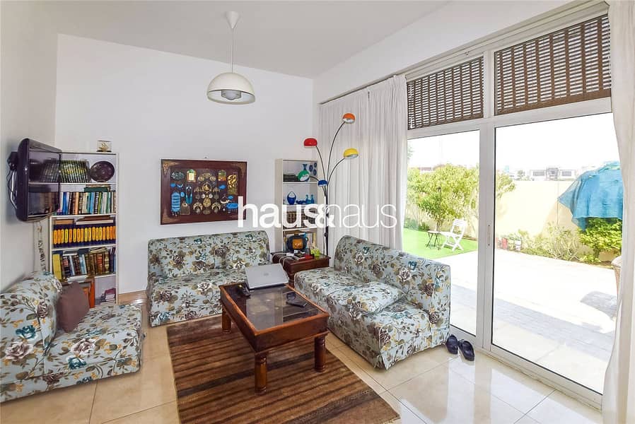 4 Upgraded | Extended | 5 Bed | Opposite Pool