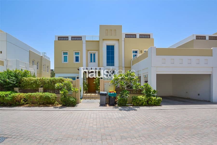 Opposite Pool and Park | High Standard |
