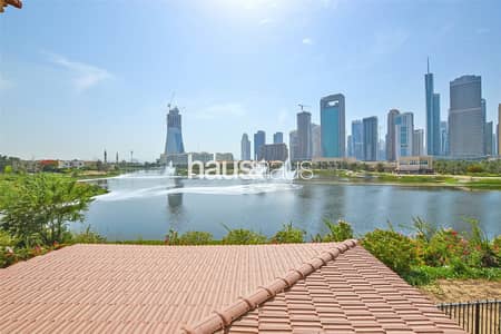 4 Bedroom Villa for Sale in Jumeirah Islands, Dubai - Elevator | Extended and Modified | Call Joff