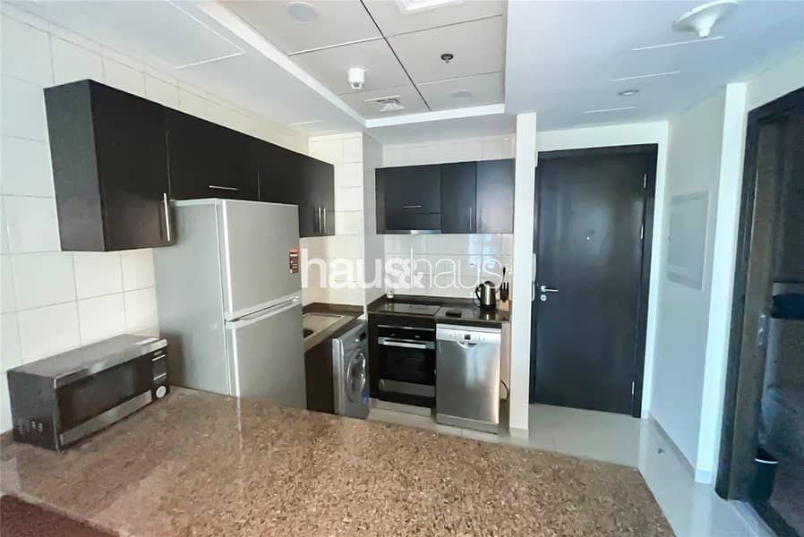 8 1 bedroom | Vacant now | Full Marina view