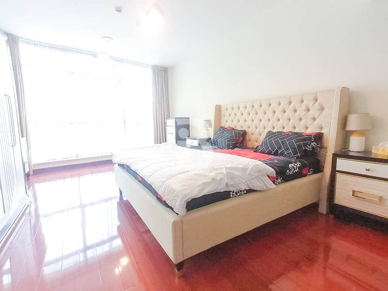 13 Upgraded | Fully Furnished | 1 Bed plus Study