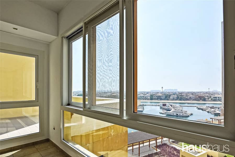 10 Double Balcony | Marina Facing | Full Sea View