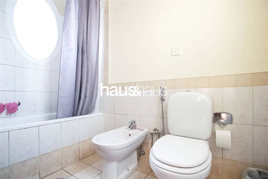 9 Close to Park & Pool | 2 Bed Plus Study |
