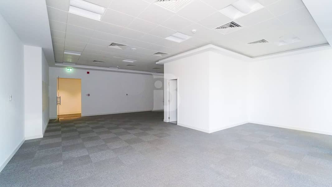 Small fitted office | Burj Daman | Community view