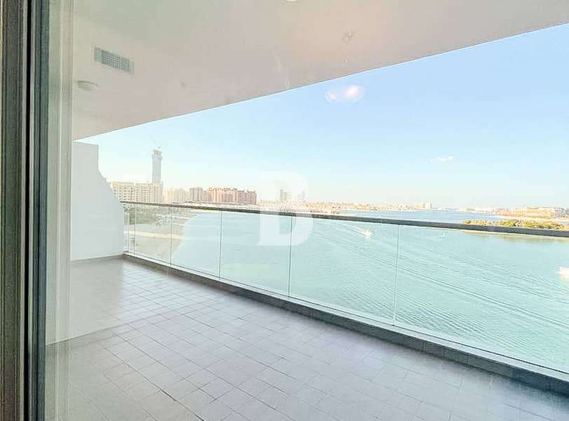 16 SEA VIEW WITH BIG TERRACE LAVISH 1BED