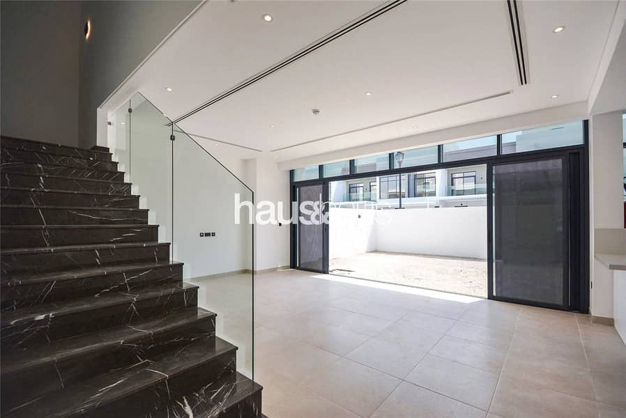 4 BR | End Unit | Brand New | Garden Views 4 BR | End Unit | Brand New | Garden Views