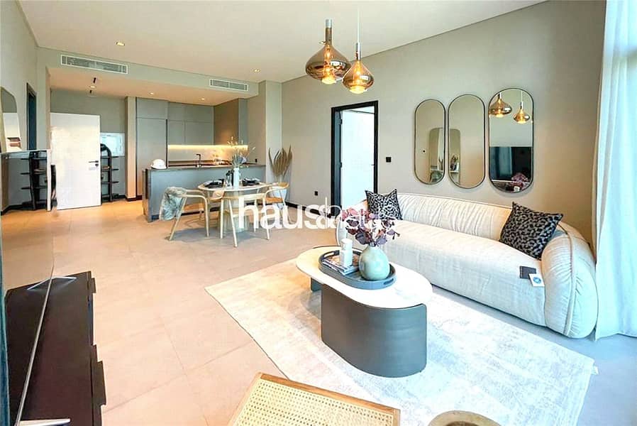 Amazing 2 Bed | Water and Burj View | No Fees